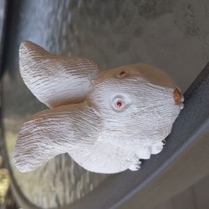 Vintage Artesania Riconado Bunny rabbit figurine